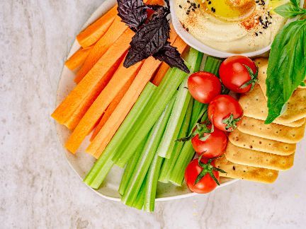Cover: The 8 Rules of Kids’ Nutrition