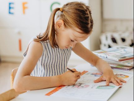 Cover: 4 Tips Meningkatkan Kecerdasan Anak 