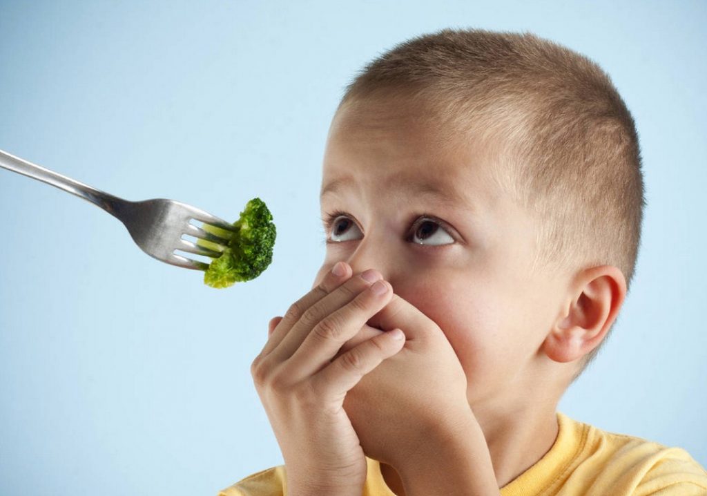 5 tips untuk mengatasi anak susah makan